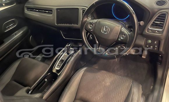 Buy Used 2020 Honda Vezel in Dhaka, Dhaka Buy Used 2020 Honda Vezel in Dhaka, Dhaka