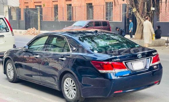 Buy Used 2019 Toyota crown g in Dhaka, Dhaka Buy Used 2019 Toyota crown g in Dhaka, Dhaka