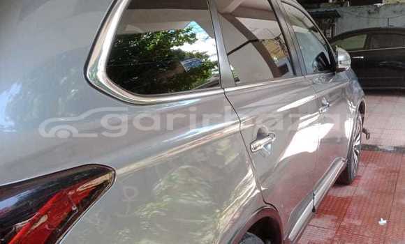 Buy Used 2022 Mitsubishi Outlander in Chittagong, Chittagong Buy Used 2022 Mitsubishi Outlander in Chittagong, Chittagong