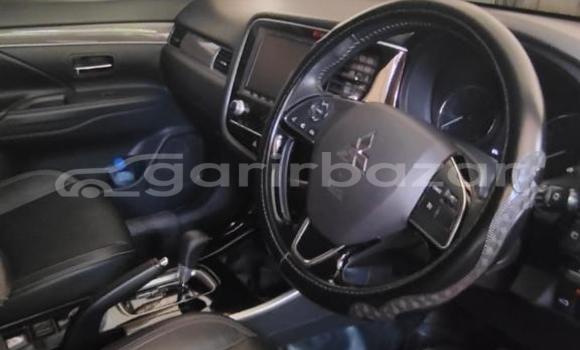 Buy Used 2022 Mitsubishi Outlander in Chittagong, Chittagong Buy Used 2022 Mitsubishi Outlander in Chittagong, Chittagong