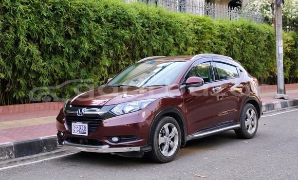 কেনা ব্যবহৃত Honda HR-V Red গাড়ী মধ্যে ঢাকা মধ্যে Dhaka কেনা ব্যবহৃত Honda HR-V Red গাড়ী মধ্যে ঢাকা মধ্যে Dhaka