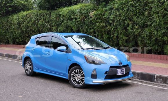 কেনা ব্যবহৃত Toyota Aqua Blue গাড়ী মধ্যে ঢাকা মধ্যে Dhaka কেনা ব্যবহৃত Toyota Aqua Blue গাড়ী মধ্যে ঢাকা মধ্যে Dhaka