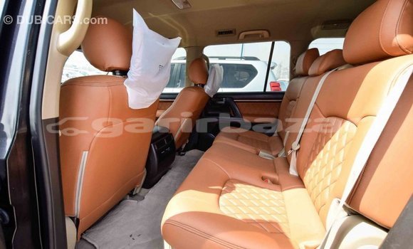 Buy Import 2010 Toyota Land Cruiser in Import - Dubai, Bandarban Buy Import 2010 Toyota Land Cruiser in Import - Dubai, Bandarban
