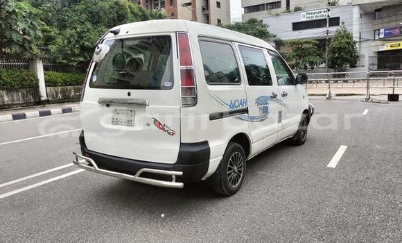 Buy Used 2015 Toyota Noah in Dhaka, Dhaka Buy Used 2015 Toyota Noah in Dhaka, Dhaka