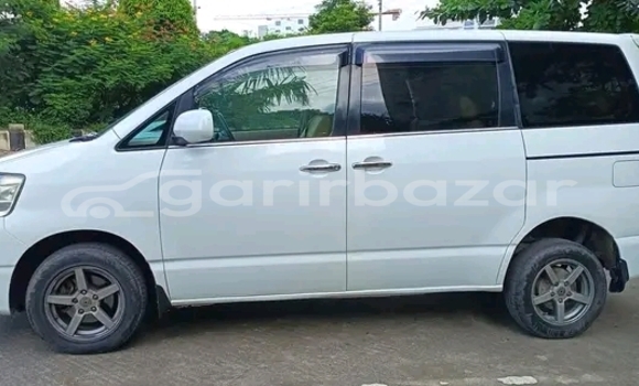Buy Used Toyota Noah in Bandarban, Bandarban Buy Used Toyota Noah in Bandarban, Bandarban