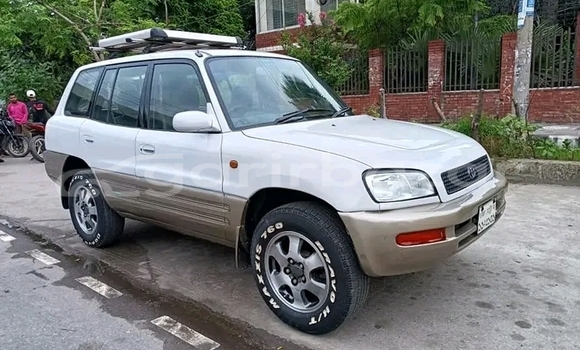 Buy Used Toyota Rav 4 in Bajitpur, Kishorganj Buy Used Toyota Rav 4 in Bajitpur, Kishorganj