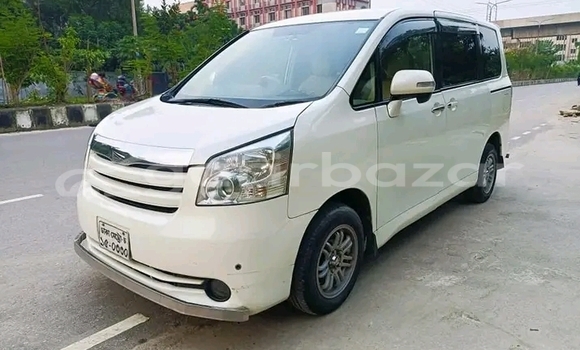 Buy Used Toyota Noah in Bandarban, Bandarban Buy Used Toyota Noah in Bandarban, Bandarban