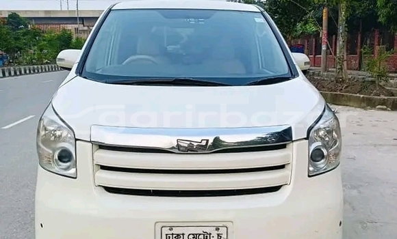 Buy Used Toyota Noah in Bandarban, Bandarban Buy Used Toyota Noah in Bandarban, Bandarban