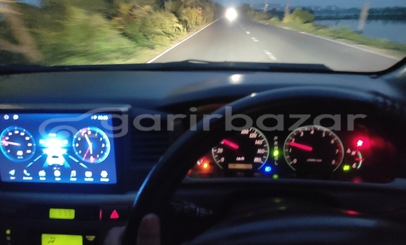 কিনুন ব্যবহৃত Toyota গাড়ী