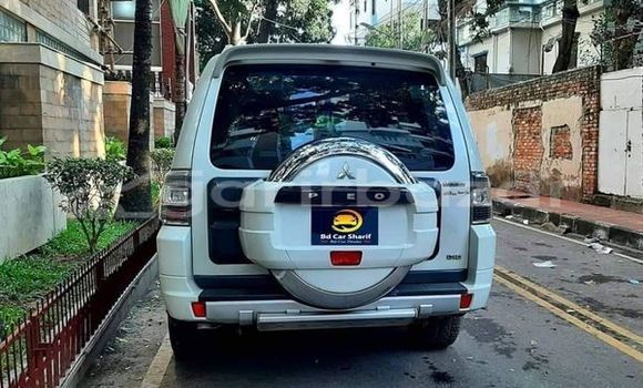 Buy Used 2011 Mitsubishi pajero in Dhaka, Dhaka Buy Used 2011 Mitsubishi pajero in Dhaka, Dhaka