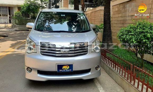 Buy Used 2012 Toyota Noah in Bagerhat, Khulna Buy Used 2012 Toyota Noah in Bagerhat, Khulna