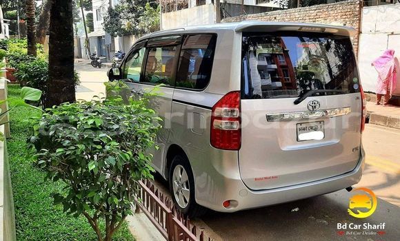 Buy Used 2012 Toyota Noah in Bagerhat, Khulna Buy Used 2012 Toyota Noah in Bagerhat, Khulna