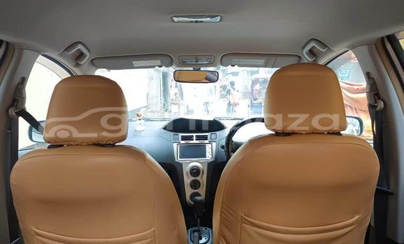 কেনা ব্যবহৃত Toyota Vitz Other গাড়ী মধ্যে ঢাকা মধ্যে Dhaka কেনা ব্যবহৃত Toyota Vitz Other গাড়ী মধ্যে ঢাকা মধ্যে Dhaka