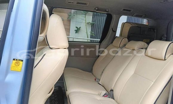 কেনা ব্যবহৃত Toyota Noah Blue গাড়ী মধ্যে ঢাকা মধ্যে Dhaka কেনা ব্যবহৃত Toyota Noah Blue গাড়ী মধ্যে ঢাকা মধ্যে Dhaka