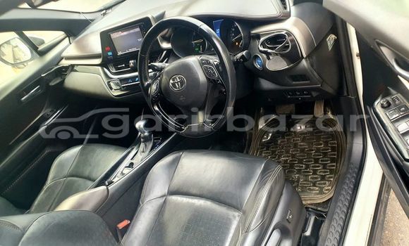 Buy Used 2022 Toyota CHR in Dhaka, Dhaka Buy Used 2022 Toyota CHR in Dhaka, Dhaka