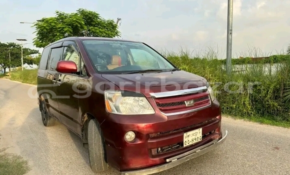 Buy Used Toyota Noah in Alamdanga, Chuadanga Buy Used Toyota Noah in Alamdanga, Chuadanga