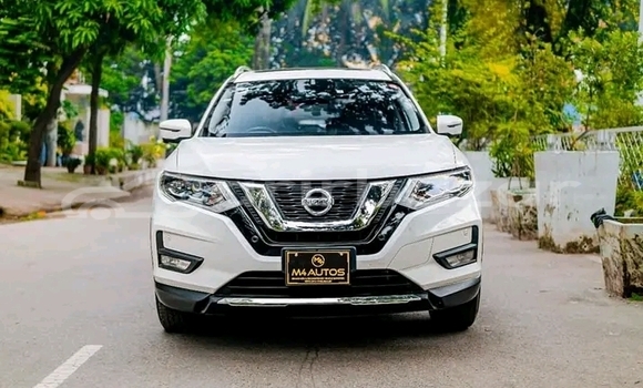 Buy Used Nissan X–Trail in Adamighi, Bogora Buy Used Nissan X–Trail in Adamighi, Bogora