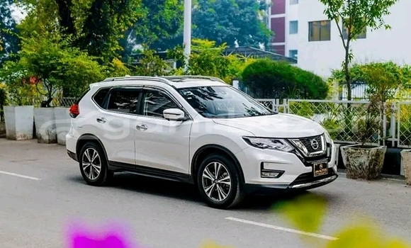 Buy Used Nissan X–Trail in Adamighi, Bogora Buy Used Nissan X–Trail in Adamighi, Bogora