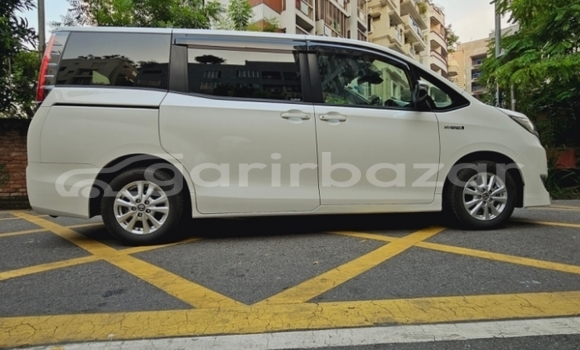 Buy Import 2019 Toyota noah g in Dhaka, Dhaka Buy Import 2019 Toyota noah g in Dhaka, Dhaka