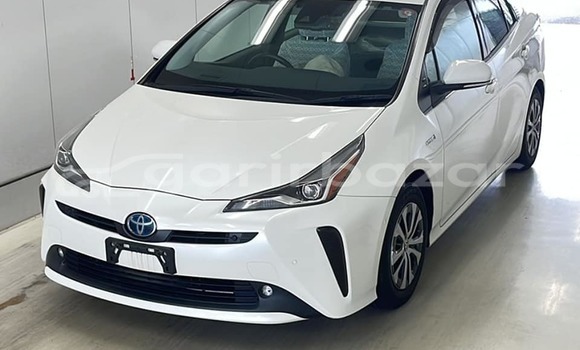 Buy Used 2019 Toyota prius in Dhaka, Dhaka Buy Used 2019 Toyota prius in Dhaka, Dhaka