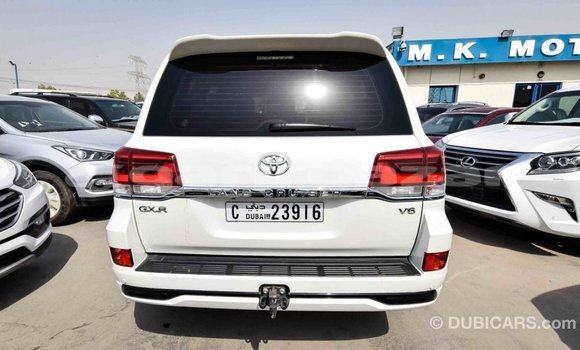 কেনা আমদানি Toyota Land Cruiser White গাড়ী মধ্যে ইম্পোর্ট - দুবাই মধ্যে Bandarban কেনা আমদানি Toyota Land Cruiser White গাড়ী মধ্যে ইম্পোর্ট - দুবাই মধ্যে Bandarban