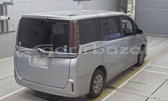 Buy Used 2019 Toyota Noah in Dhaka, Dhaka Buy Used 2019 Toyota Noah in Dhaka, Dhaka