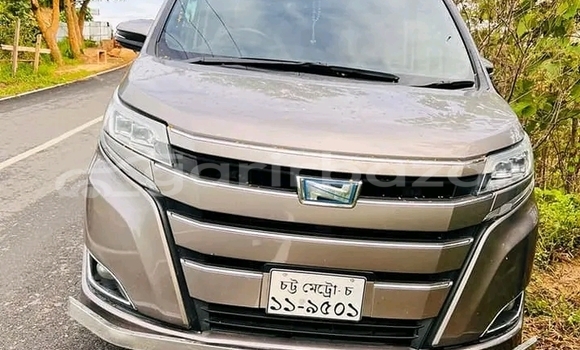 কেনা ব্যবহৃত Toyota Noah White গাড়ী মধ্যে ভোলা মধ্যে Bhola কেনা ব্যবহৃত Toyota Noah White গাড়ী মধ্যে ভোলা মধ্যে Bhola