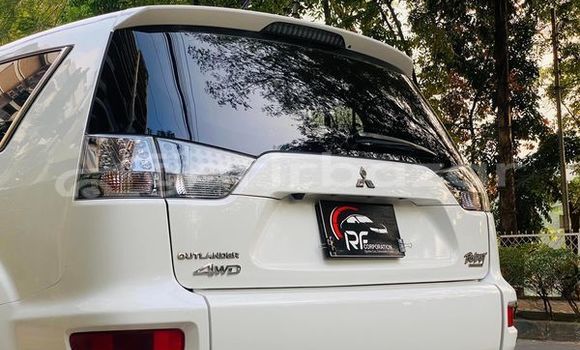 কেনা ব্যবহৃত Mitsubishi outlandar Other গাড়ী মধ্যে বাজিতপুর মধ্যে Kishorganj কেনা ব্যবহৃত Mitsubishi outlandar Other গাড়ী মধ্যে বাজিতপুর মধ্যে Kishorganj