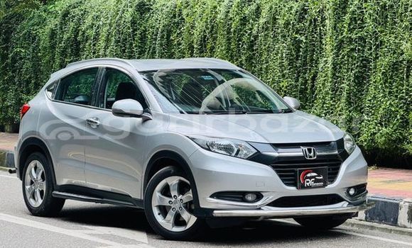 কেনা ব্যবহৃত Honda HR-V Brown গাড়ী মধ্যে ঢাকা মধ্যে Dhaka কেনা ব্যবহৃত Honda HR-V Brown গাড়ী মধ্যে ঢাকা মধ্যে Dhaka