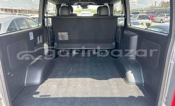 Buy Used 2019 Toyota Hiace in Dhaka, Dhaka Buy Used 2019 Toyota Hiace in Dhaka, Dhaka