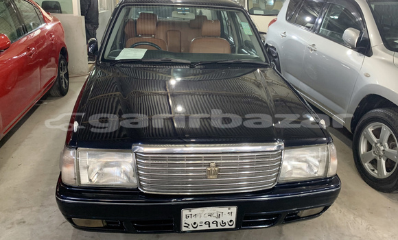 Buy Used 2003 Toyota Crown in Dhaka, Dhaka - Garirbazar.com