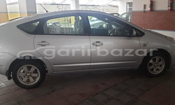 Buy Used 2011 Toyota prius in Dhaka, Dhaka Buy Used 2011 Toyota prius in Dhaka, Dhaka