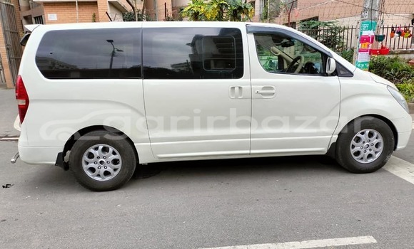 Buy Used 2019 Hyundai h1 in Dhaka, Dhaka Buy Used 2019 Hyundai h1 in Dhaka, Dhaka