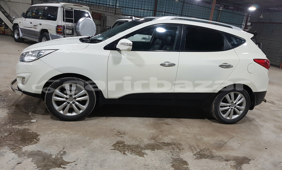 Buy Used 2012 Hyundai Tucson in Dhaka, Dhaka Buy Used 2012 Hyundai Tucson in Dhaka, Dhaka
