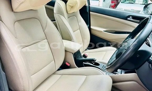 Buy Used Hyundai Tucson in Bheramara, Kushtiya Buy Used Hyundai Tucson in Bheramara, Kushtiya