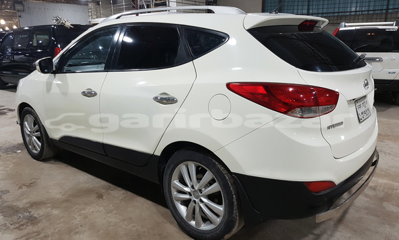 Buy Used 2012 Hyundai Tucson in Dhaka, Dhaka Buy Used 2012 Hyundai Tucson in Dhaka, Dhaka