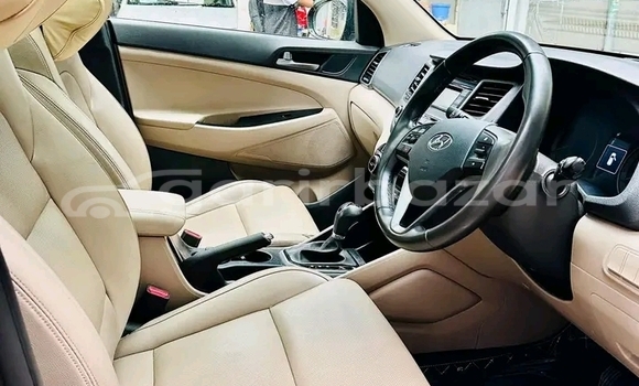 Buy Used Hyundai Tucson in Bheramara, Kushtiya Buy Used Hyundai Tucson in Bheramara, Kushtiya