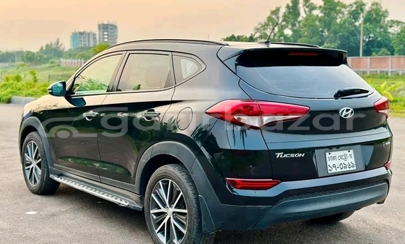 Buy Used Hyundai Tucson in Bheramara, Kushtiya Buy Used Hyundai Tucson in Bheramara, Kushtiya