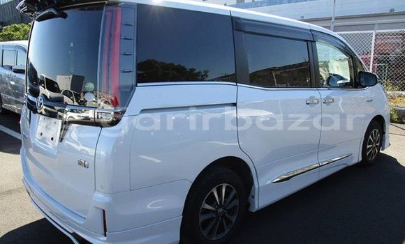 Buy Used 2022 Toyota Esquire in Dhaka, Dhaka Buy Used 2022 Toyota Esquire in Dhaka, Dhaka