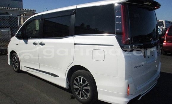 Buy Used 2022 Toyota Esquire in Dhaka, Dhaka Buy Used 2022 Toyota Esquire in Dhaka, Dhaka