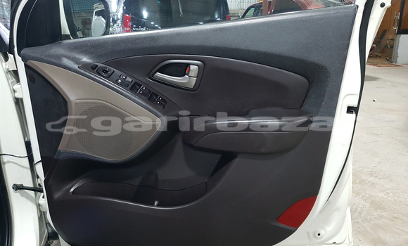 Buy Used 2012 Hyundai Tucson in Dhaka, Dhaka Buy Used 2012 Hyundai Tucson in Dhaka, Dhaka