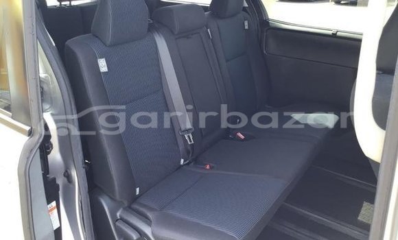 Buy Used 2019 Toyota Noah in Dhaka, Dhaka Buy Used 2019 Toyota Noah in Dhaka, Dhaka