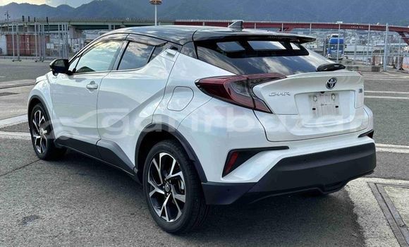 Buy Used 2019 Toyota C-HR in Dhaka, Dhaka Buy Used 2019 Toyota C-HR in Dhaka, Dhaka