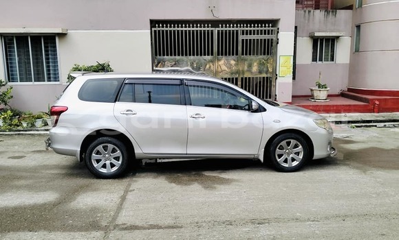 Buy Used 2016 Toyota axio fielder in Dhaka, Dhaka Buy Used 2016 Toyota axio fielder in Dhaka, Dhaka