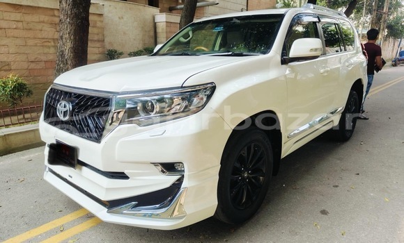 Buy Used 2018 Toyota prado land cruiser tx in Dhaka, Dhaka Buy Used 2018 Toyota prado land cruiser tx in Dhaka, Dhaka