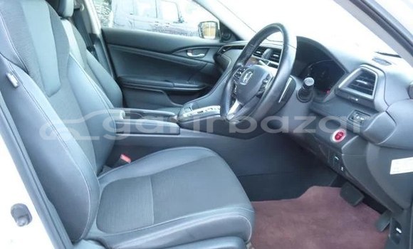 Buy Used 2019 Honda Insight in Dhaka, Dhaka Buy Used 2019 Honda Insight in Dhaka, Dhaka
