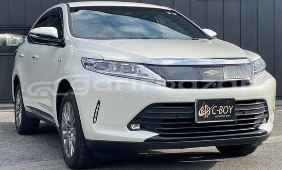 Buy Used 2020 Toyota Harrier in Dhaka, Dhaka Buy Used 2020 Toyota Harrier in Dhaka, Dhaka