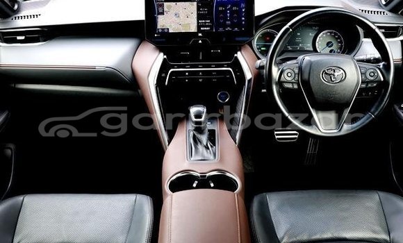 Buy Used 2020 Toyota Harrier in Dhaka, Dhaka Buy Used 2020 Toyota Harrier in Dhaka, Dhaka