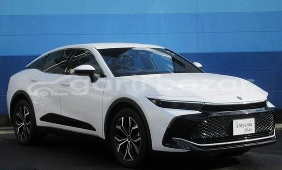 Buy Used 2022 Toyota Crown in Dhaka, Dhaka Buy Used 2022 Toyota Crown in Dhaka, Dhaka