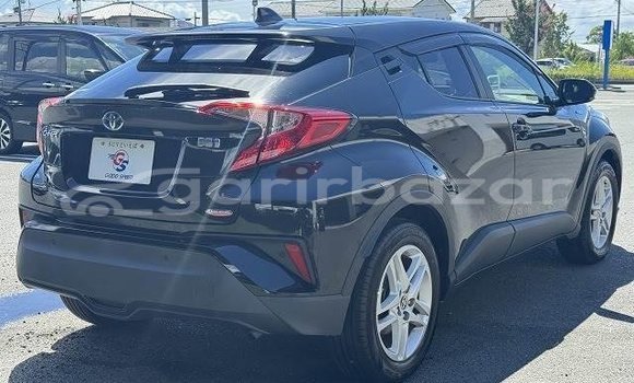 Buy Used 2019 Toyota C-HR in Dhaka, Dhaka Buy Used 2019 Toyota C-HR in Dhaka, Dhaka